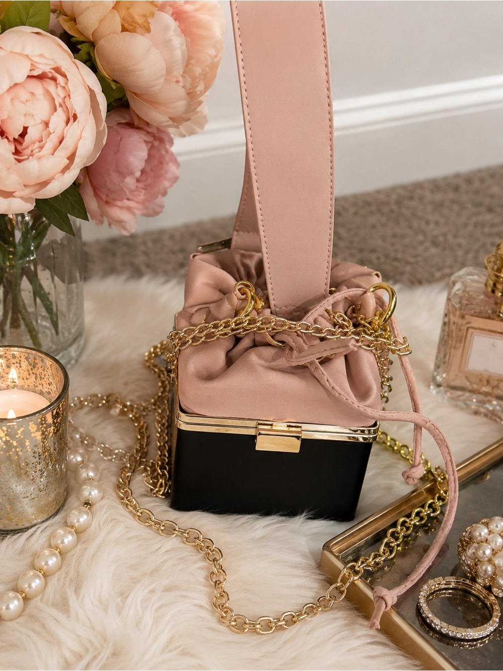 Elegant Pink Drawstring Box Crossbody Bag with Gold Chain